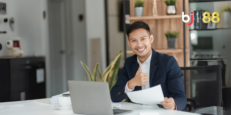 Tác giả Trương Hùng: CEO Tài Ba Của Nhà Cái BJ88 - Fuxage